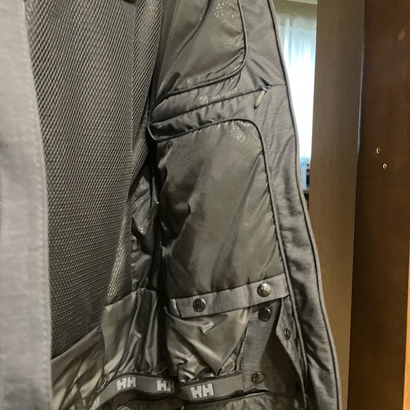 Helly Hansen Charcoal Ski/Winter Jacket - Picture 15 of 15